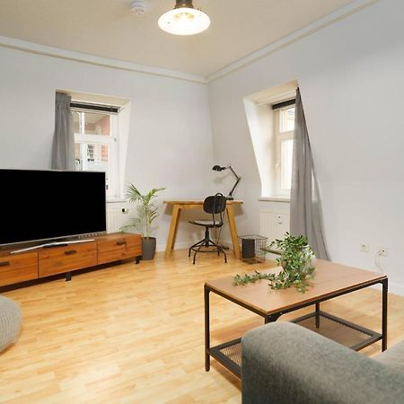 2R Apartment Perfect For Families! Kitchen - Parking - Netflix Dresden Exterior foto