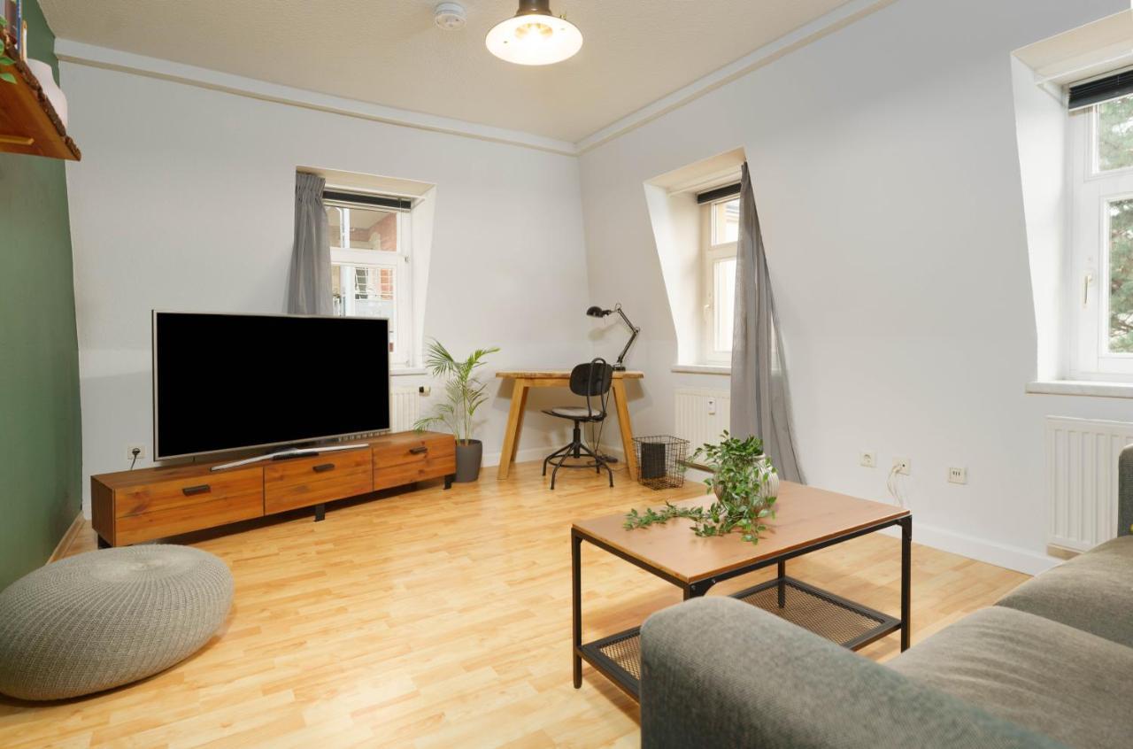 2R Apartment Perfect For Families! Kitchen - Parking - Netflix Dresden Exterior foto